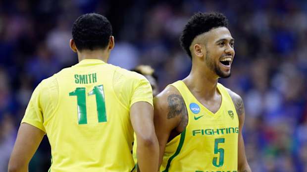 tyler-dorsey-oregon-michigan.jpg